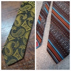 Vintage 1970s Neck Ties Brown Orange Blue Design & Gold Brown Paisley